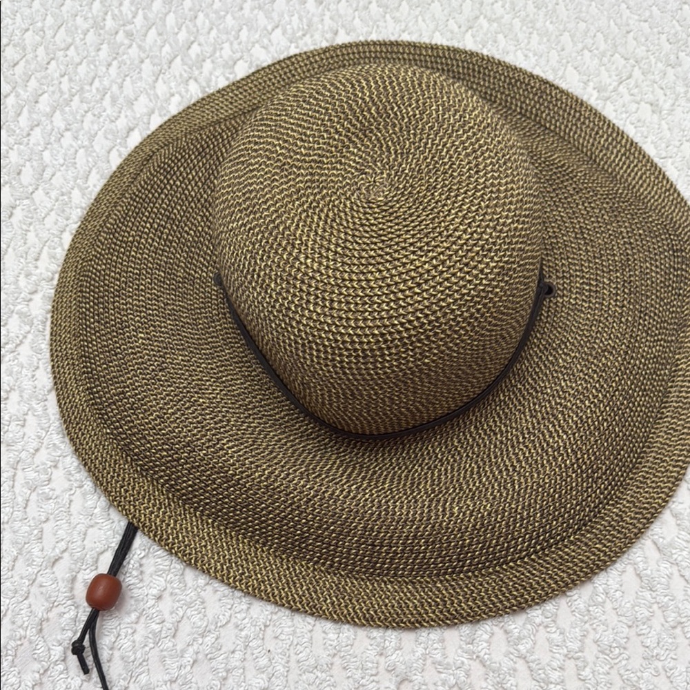 Stylish Brown Womens’Hat